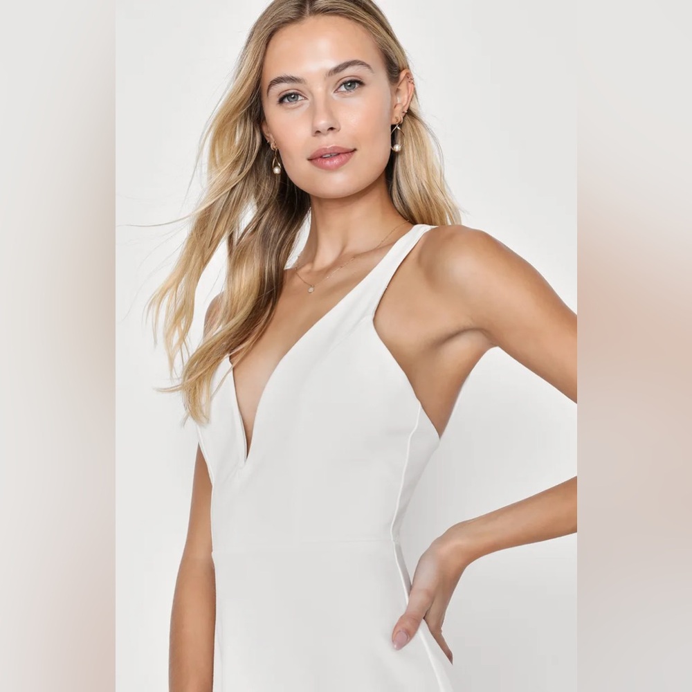 NWT - Strappy skater dress. Size XS. - Picture 3 of 5